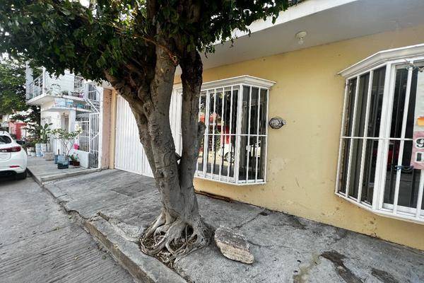 Foto de casa en los manguitos, tuxtla gutiérrez, chiapas , los manguitos, tuxtla gutiérrez, chiapas, 0 foto 02 Foto de casa en renta en los manguitos, tuxtla gutiérrez, chiapas , los manguitos, tuxtla gutiérrez, chiapas, 0 No. 02