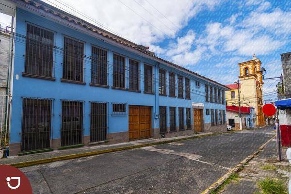 Foto de edificio en manlio fabio altamirano , xalapa enríquez centro, xalapa, veracruz de ignacio de la llave, 28892428 foto 01 Foto de edificio en venta en manlio fabio altamirano , xalapa enríquez centro, xalapa, veracruz de ignacio de la llave, 28892428 No. 01