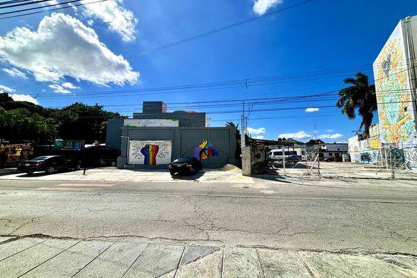 Foto de edificio en margaritas , cancún centro, benito juárez, quintana roo, 0 foto 02 Foto de edificio en venta en margaritas , cancún centro, benito juárez, quintana roo, 0 No. 02