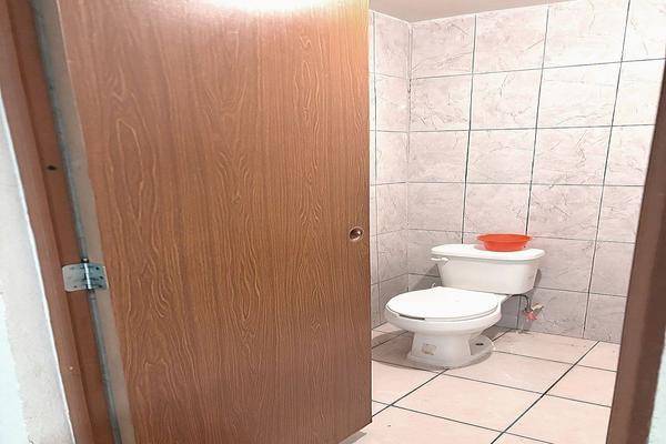 Foto de local en mariano escobedo , centro, querétaro, querétaro, 0 foto 04 Foto de local en renta en mariano escobedo , centro, querétaro, querétaro, 0 No. 04