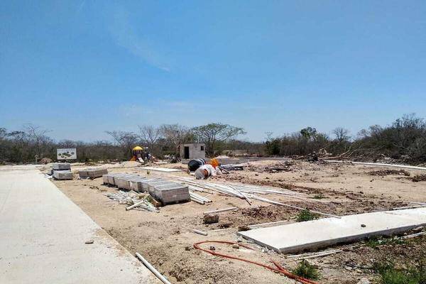Foto de terreno habitacional en merida , conkal, conkal, yucatán, 30016780 foto 01 Foto de terreno habitacional en venta en merida , conkal, conkal, yucatán, 30016780 No. 01