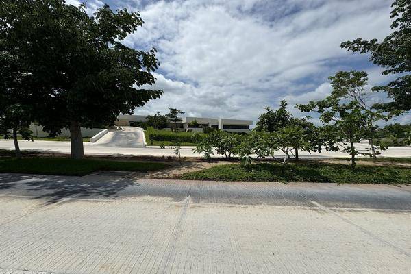 Foto de terreno habitacional en merida , san ignacio tesip, mérida, yucatán, 0 foto 02 Foto de terreno habitacional en venta en merida , san ignacio tesip, mérida, yucatán, 0 No. 02