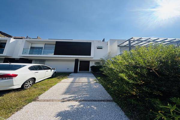 Foto de casa en mirador de vista real , vista real y country club, corregidora, querétaro, 30441476 foto 01 Foto de casa en renta en mirador de vista real , vista real y country club, corregidora, querétaro, 30441476 No. 01