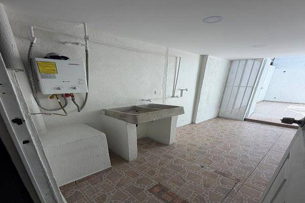 Foto de casa en paseo de las rosas , jardines de agua caliente, tijuana, baja california, 0 foto 05 Foto de casa en renta en paseo de las rosas , jardines de agua caliente, tijuana, baja california, 0 No. 05