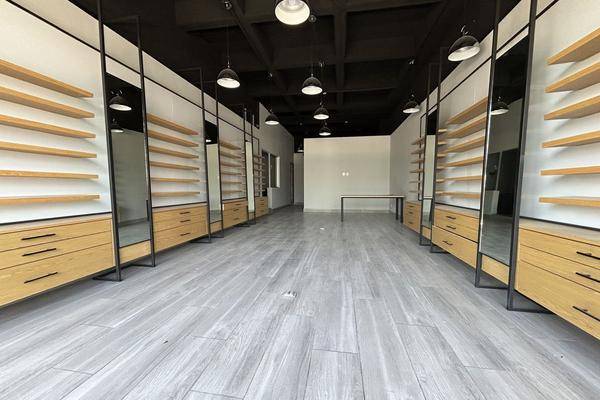 Foto de local en paseo de los leones , espacio cumbres, monterrey, nuevo león, 30070936 foto 01 Foto de local en venta en paseo de los leones , espacio cumbres, monterrey, nuevo león, 30070936 No. 01