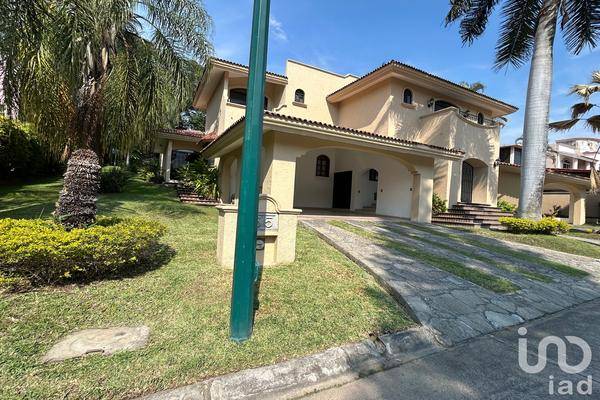 Foto de casa en paseo del nevado 2093, parque royal, colima, colima, 30653192 foto 02 Foto de casa en venta en paseo del nevado 2093, parque royal, colima, colima, 30653192 No. 02