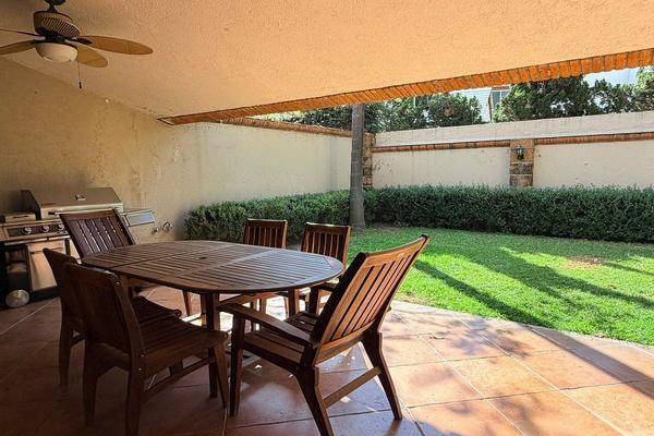 Foto de casa en paseo san arturo norte , valle real, zapopan, jalisco, 30763150 foto 02 Foto de casa en venta en paseo san arturo norte , valle real, zapopan, jalisco, 30763150 No. 02