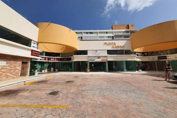 Foto de local en plaza punta kabah local , cancún centro, benito juárez, quintana roo, 19347328 foto 03 Foto de local en venta en plaza punta kabah local , cancún centro, benito juárez, quintana roo, 19347328 No. 03