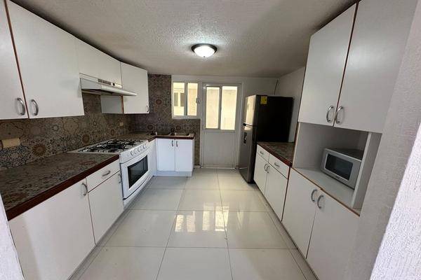 Foto de casa en porta real residencial 0, san juan de ocotan, zapopan, jalisco, 28204540 foto 04 Foto de casa en venta en porta real residencial 0, san juan de ocotan, zapopan, jalisco, 28204540 No. 04