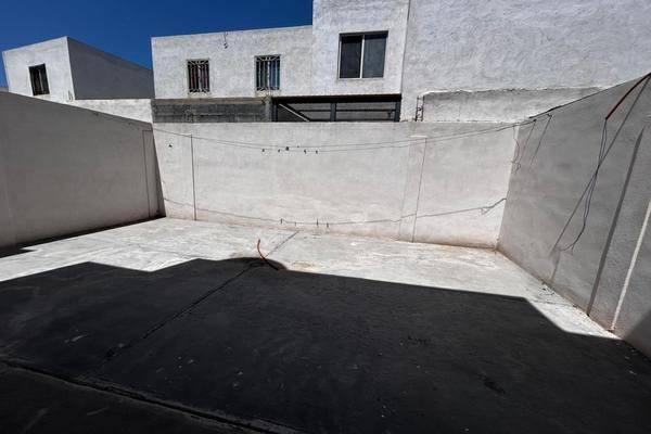 Foto de casa en portal del pedregal 0, portal del pedregal, saltillo, coahuila de zaragoza, 28178557 foto 03 Foto de casa en venta en portal del pedregal 0, portal del pedregal, saltillo, coahuila de zaragoza, 28178557 No. 03