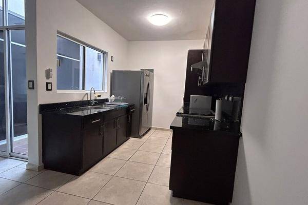 Foto de casa en . , privadas la huasteca, santa catarina, nuevo león, 30469437 foto 03 Foto de casa en venta en . , privadas la huasteca, santa catarina, nuevo león, 30469437 No. 03