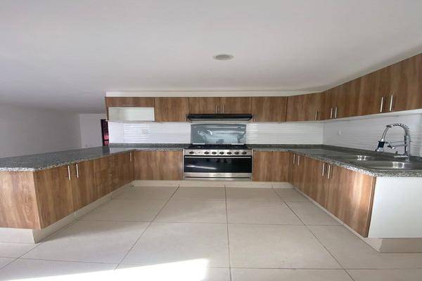 Foto de casa en puerta del sol , vistas del valle, querétaro, querétaro, 0 foto 02 Foto de casa en renta en puerta del sol , vistas del valle, querétaro, querétaro, 0 No. 02