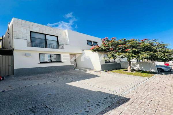 Foto de casa en condominio en punta esmeralda , punta esmeralda, corregidora, querétaro, 0 foto 01 Foto de casa en condominio en renta en punta esmeralda , punta esmeralda, corregidora, querétaro, 0 No. 01