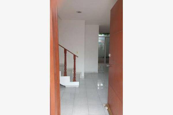 Foto de casa en rancho los portales 3892, salvador portillo lópez, san pedro tlaquepaque, jalisco, 3847250 foto 03 Foto de casa en venta en rancho los portales 3892, salvador portillo lópez, san pedro tlaquepaque, jalisco, 3847250 No. 03