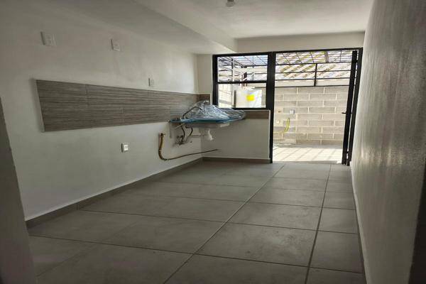 Foto de casa en , residencial hacienda viñedos, león, guanajuato, 0 foto 02 Foto de casa en renta en , residencial hacienda viñedos, león, guanajuato, 0 No. 02