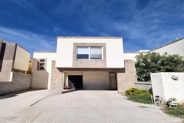 Foto de casa en rincón del sol **, residencial senderos, torreón, coahuila de zaragoza, 29414249 foto 01 Foto de casa en venta en rincón del sol **, residencial senderos, torreón, coahuila de zaragoza, 29414249 No. 01