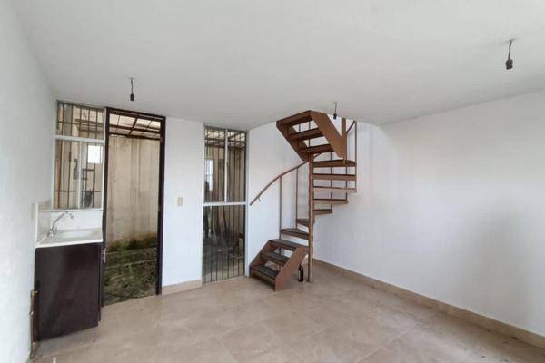 Foto de casa en , san pablo autopan, toluca, méxico, 30867783 foto 02 Foto de casa en venta en , san pablo autopan, toluca, méxico, 30867783 No. 02