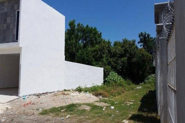 Foto de terreno habitacional en , san román, carmen, campeche, 0 foto 01 Foto de terreno habitacional en venta en , san román, carmen, campeche, 0 No. 01