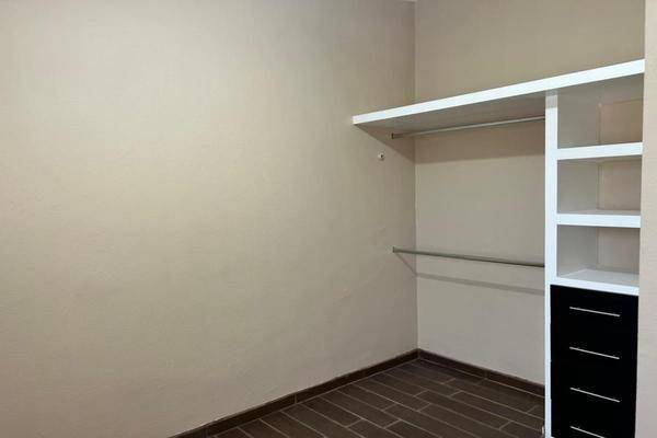 Foto de casa en santa fe i, privada san carlos, 22667 tijuana, b.c. sin numero, villa residencial santa fe 1a sección, tijuana, baja california, 0 foto 05 Foto de casa en renta en santa fe i, privada san carlos, 22667 tijuana, b.c. sin numero, villa residencial santa fe 1a sección, tijuana, baja california, 0 No. 05