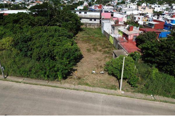 Foto de terreno habitacional en , santa isabel, coatzacoalcos, veracruz de ignacio de la llave, 0 foto 01 Foto de terreno habitacional en renta en , santa isabel, coatzacoalcos, veracruz de ignacio de la llave, 0 No. 01