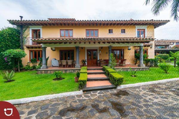 Foto de casa en santos degollado , coatepec centro, coatepec, veracruz de ignacio de la llave, 23626945 foto 01 Foto de casa en venta en santos degollado , coatepec centro, coatepec, veracruz de ignacio de la llave, 23626945 No. 01
