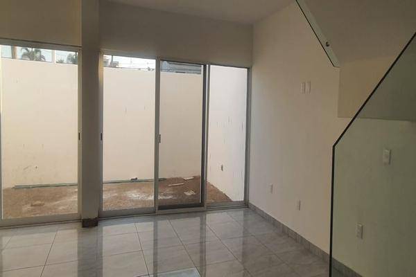 Foto de casa en savia central , valle de san isidro, zapopan, jalisco, 26998528 foto 03 Foto de casa en renta en savia central , valle de san isidro, zapopan, jalisco, 26998528 No. 03