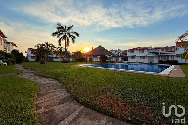 Foto de casa en sección octava, lote 18, condominio joyas diamante 316, puerto marqués, acapulco de juárez, guerrero, 30484681 foto 01 Foto de casa en venta en sección octava, lote 18, condominio joyas diamante 316, puerto marqués, acapulco de juárez, guerrero, 30484681 No. 01