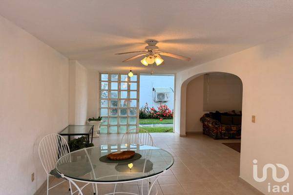 Foto de casa en sección octava, lote 18, condominio joyas diamante 316, puerto marqués, acapulco de juárez, guerrero, 30484681 foto 03 Foto de casa en venta en sección octava, lote 18, condominio joyas diamante 316, puerto marqués, acapulco de juárez, guerrero, 30484681 No. 03