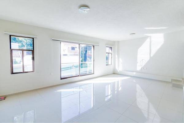 Foto de casa en sierra madre 1266, don vasco, uruapan, michoacán de ocampo, 5780493 foto 03 Foto de casa en venta en sierra madre 1266, don vasco, uruapan, michoacán de ocampo, 5780493 No. 03