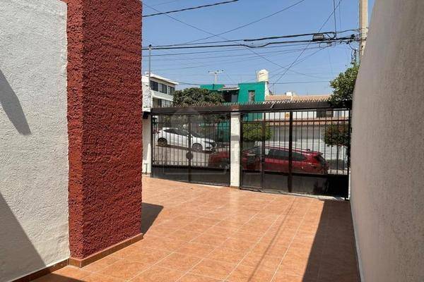 Foto de casa en sierra madre 145, lomas 3a secc, san luis potosí, san luis potosí, 0 foto 02 Foto de casa en renta en sierra madre 145, lomas 3a secc, san luis potosí, san luis potosí, 0 No. 02
