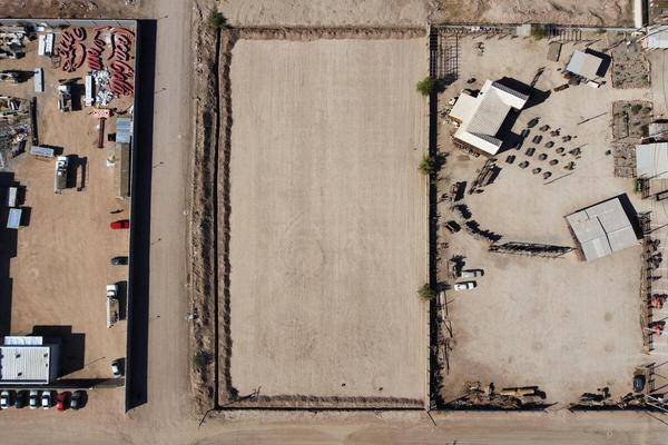 Foto de terreno habitacional en s/n calle rio sena rio amazonas solidaridad virreyes , solidaridad virreyes, mexicali, baja california, 0 foto 02 Foto de terreno habitacional en venta en s/n calle rio sena rio amazonas solidaridad virreyes , solidaridad virreyes, mexicali, baja california, 0 No. 02