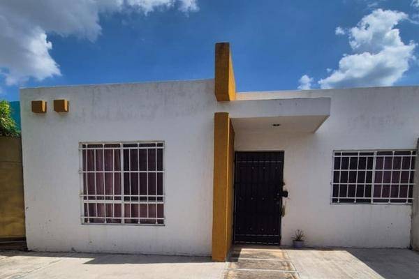 Foto de casa en sn , ciudad caucel, mérida, yucatán, 0 foto 02 Foto de casa en venta en sn , ciudad caucel, mérida, yucatán, 0 No. 02