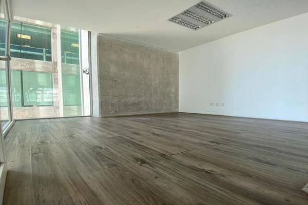 Foto de oficina en torre celtis, real de acueducto, puerta de hierro, 45116 zapopan, jal. 240, puerta de hierro, zapopan, jalisco, 16095131 foto 03 Foto de oficina en renta en torre celtis, real de acueducto, puerta de hierro, 45116 zapopan, jal. 240, puerta de hierro, zapopan, jalisco, 16095131 No. 03