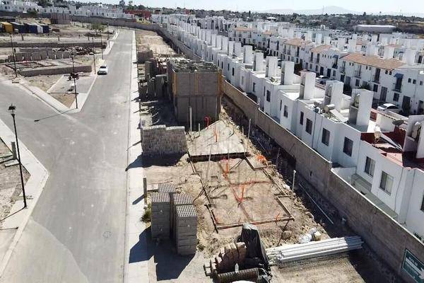 Foto de casa en ubicación:villas del real ciudad del sol , ciudad del sol, querétaro, querétaro, 29315286 foto 04 Foto de casa en venta en ubicación:villas del real ciudad del sol , ciudad del sol, querétaro, querétaro, 29315286 No. 04