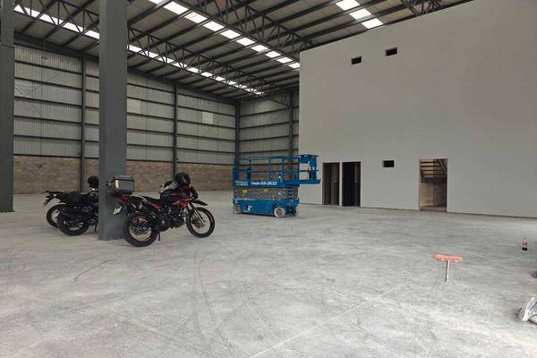 Foto de nave industrial en valle de santa cruz , valle de santa cruz, tlajomulco de zúñiga, jalisco, 30405102 foto 04 Foto de nave industrial en venta en valle de santa cruz , valle de santa cruz, tlajomulco de zúñiga, jalisco, 30405102 No. 04