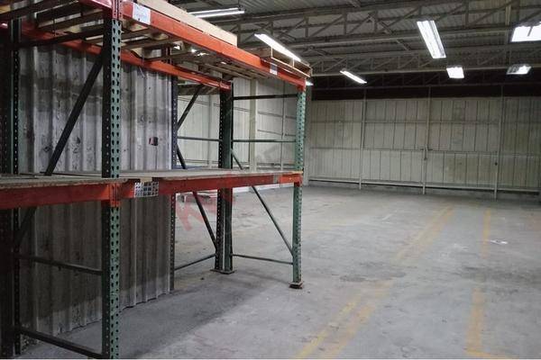 Foto de bodega en , ventura puente, morelia, michoacán de ocampo, 0 foto 03 Foto de bodega en renta en , ventura puente, morelia, michoacán de ocampo, 0 No. 03