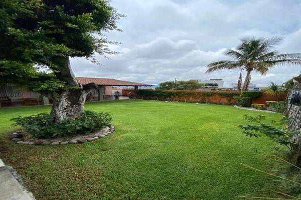 Foto de casa en , vicente estrada cajigal, cuernavaca, morelos, 24741813 foto 01 Foto de casa en venta en , vicente estrada cajigal, cuernavaca, morelos, 24741813 No. 01
