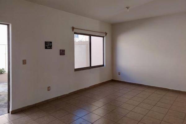 Foto de casa en , villa california, tlajomulco de zúñiga, jalisco, 0 foto 03 Foto de casa en renta en , villa california, tlajomulco de zúñiga, jalisco, 0 No. 03