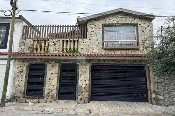 Foto de casa en villa mitras 100, villa mitras, monterrey, nuevo león, 28649644 foto 01 Foto de casa en venta en villa mitras 100, villa mitras, monterrey, nuevo león, 28649644 No. 01