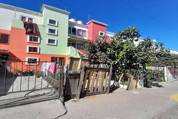 Foto de casa en villas del pedregal, morelia, michoacán , villas del pedregal iii, morelia, michoacán de ocampo, 0 foto 02 Foto de casa en venta en villas del pedregal, morelia, michoacán , villas del pedregal iii, morelia, michoacán de ocampo, 0 No. 02