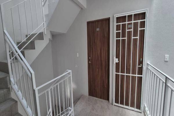 Foto de departamento en , villas del refugio, querétaro, querétaro, 0 foto 02 Foto de departamento en renta en , villas del refugio, querétaro, querétaro, 0 No. 02