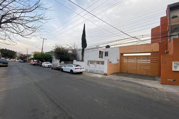 Foto de casa en volcán pico de quinceo , el colli urbano 1a. sección, zapopan, jalisco, 0 foto 02 Foto de casa en renta en volcán pico de quinceo , el colli urbano 1a. sección, zapopan, jalisco, 0 No. 02