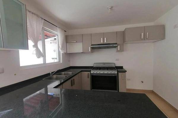 Foto de casa en , zakia, el marqués, querétaro, 0 foto 02 Foto de casa en renta en , zakia, el marqués, querétaro, 0 No. 02