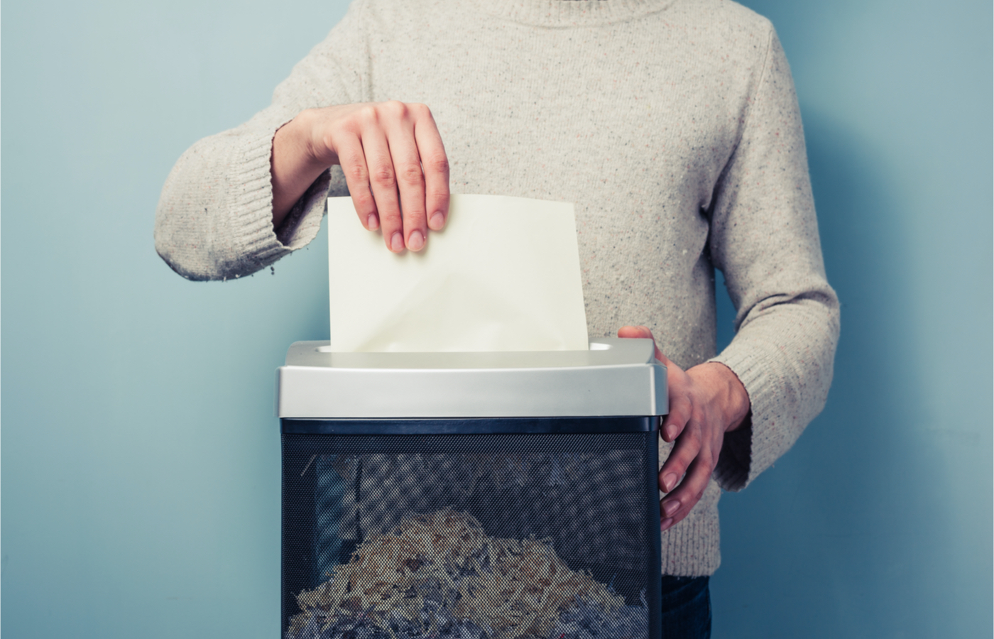 Evita el trashing de tus datos personales y protege tu información